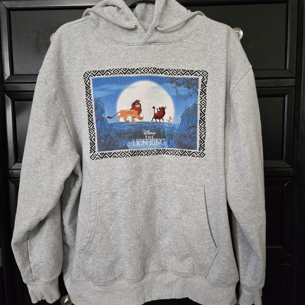 DisneyParks THE LION KING  Embroidered Graphic Pullover Hoodie Size Large Unisex